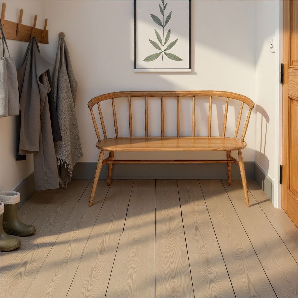 ERCOL 椅子用クッション未使用（狩猟柄刺繍）と使用感有り雉柄の2枚組み Ercol Heritage Loveseat - Haskins Furniture