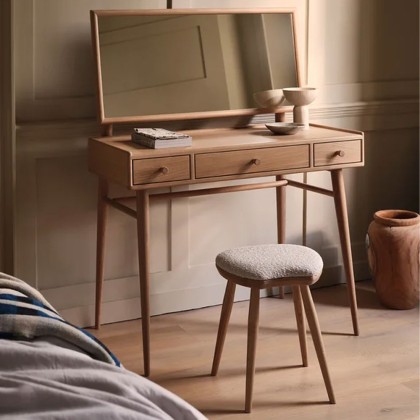 Ercol Collection Saddle Stool Ercol Collection Saddle Stool