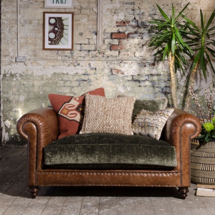 Constable Snuggler Sofa