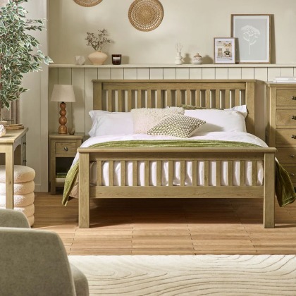 Winnie King Bed