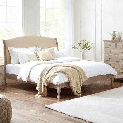 Camilla Bed