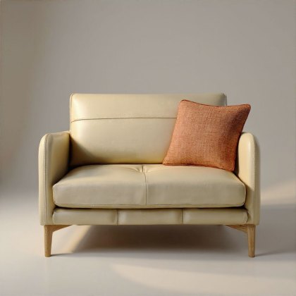 Ercol Aosta Snuggler in Leather