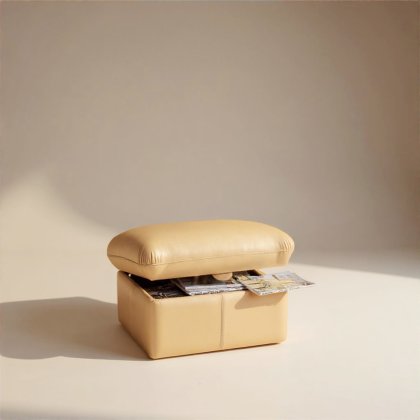 Stool/Box in Leather Stool/Box in Leather