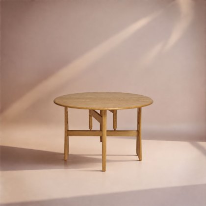 Ercol Windsor Gate Leg Table Ercol Windsor Gate Leg Table