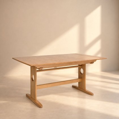 Ercol Windsor Large Extending Dining Table