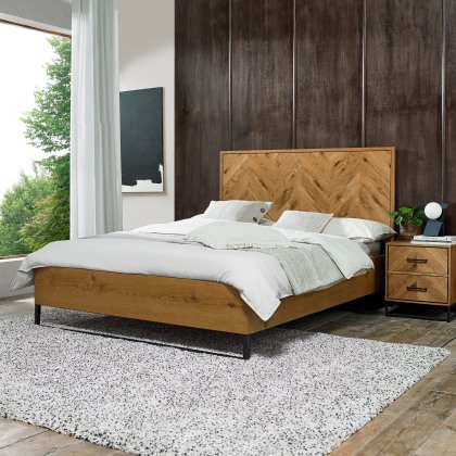 Riva Oak 135cm Panel Bedstead