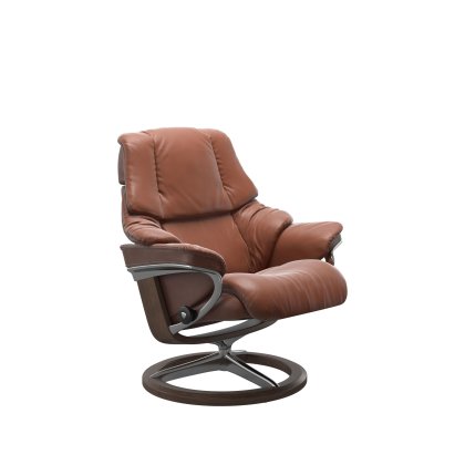 Stressless Reno Chair in Leather, Signature Base Stressless Reno Chair in Leather, Signature Base