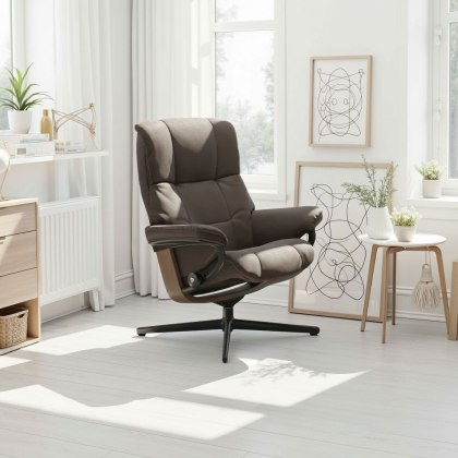 Stressless Mayfair Chair in Leather, Cross Base