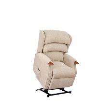Celebrity Westbury Grande Riser Recliner in Performance Plus Celebrity Westbury Grande Riser Recliner in Performance Plus