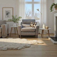 Fernanda Love Chair