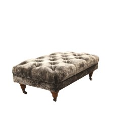 Classic Buttoned Classic Buttoned