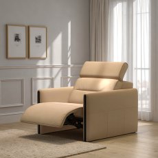 Stressless Emily Power Recliner with Wood Arms in Leather Stressless Emily Power Recliner with Wood Arms in Leather