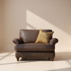 Evesham Snuggler in Leather