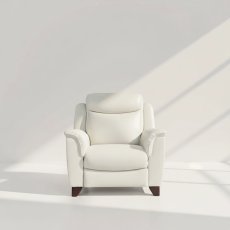 Manhattan 25 Armchair In Leather Manhattan 25 Armchair In Leather