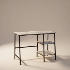 Ari Desk Ari Desk