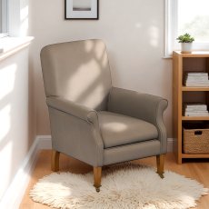 Bowmore Chair in Leather Bowmore Chair in Leather