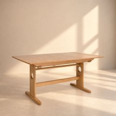 Ercol Windsor Large Extending Dining Table Ercol Windsor Large Extending Dining Table