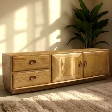 Ercol Windsor Wide IR TV Unit Ercol Windsor Wide IR TV Unit