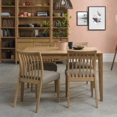 Bergen Oak 4-6 Extension Table Bergen Oak 4-6 Extension Table