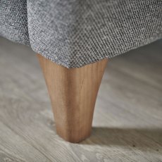 Nellie Chair