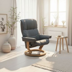 Stressless Mayfair Chair in Leather, Classic Base