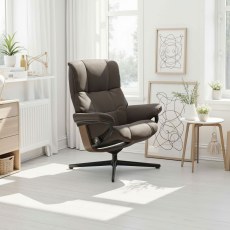 Stressless Mayfair Chair in Leather, Cross Base
