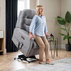 Celebrity Hollingwell Petite Riser Recliner in Fabric