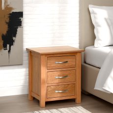 Balmoral 3 Drawer Bedside