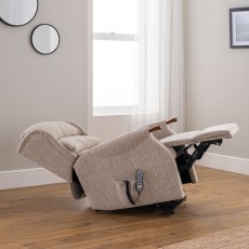 Celebrity Westbury Standard Recliner in Fabric Celebrity Westbury Standard Recliner in Fabric