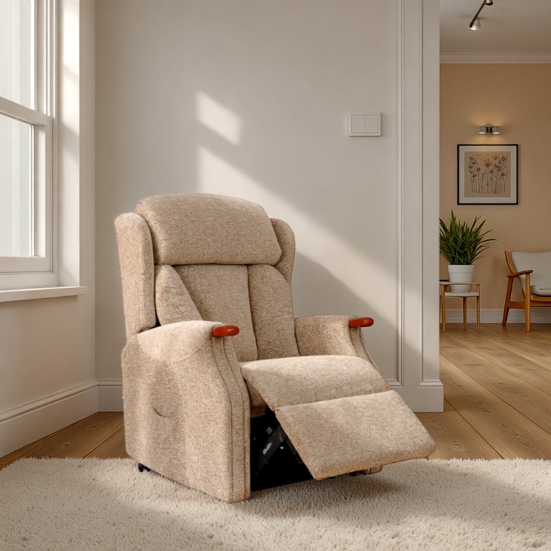 Celebrity Celebrity Canterbury Grande Recliner in Performance Plus