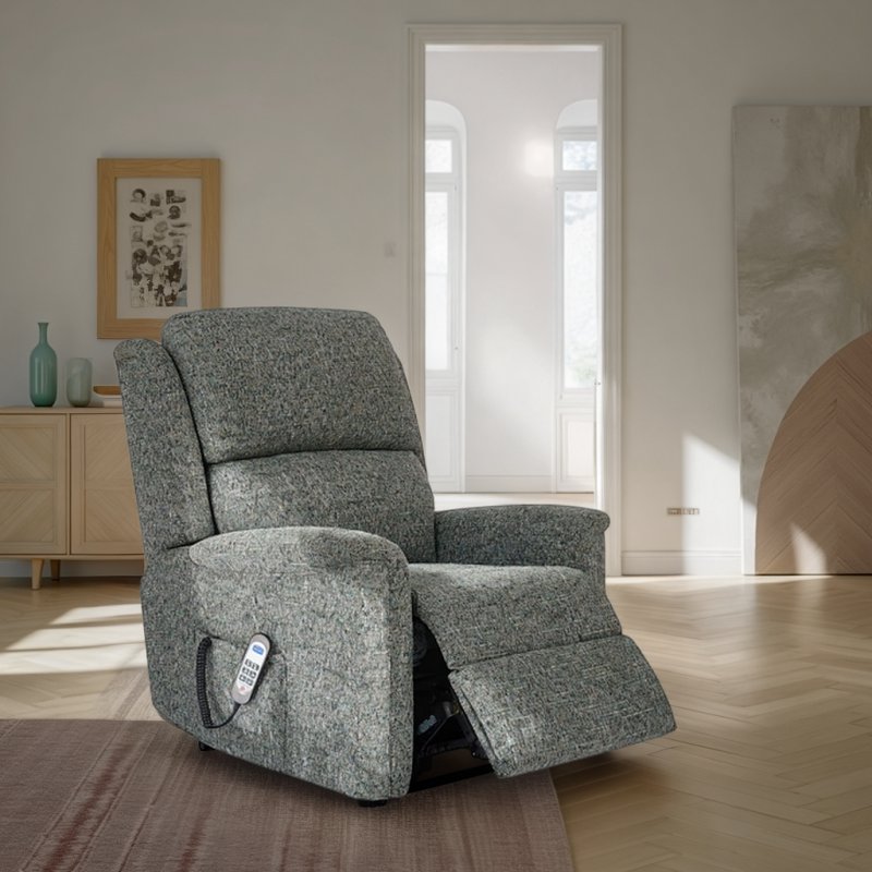 Celebrity Farndon Petite Single Motor Recliner With HeadRest and Lumbar