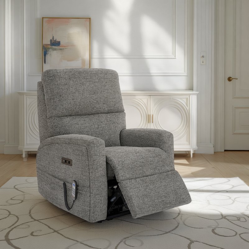 Celebrity Southwell Grande Single Motor Recliner With HeadRest and Lumbar