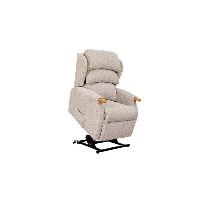 Celebrity Westbury Petite Riser Recliner