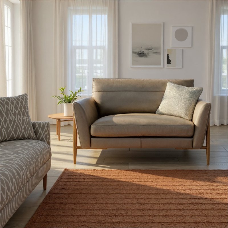 Ercol Ercol Forli Snuggler in Leather