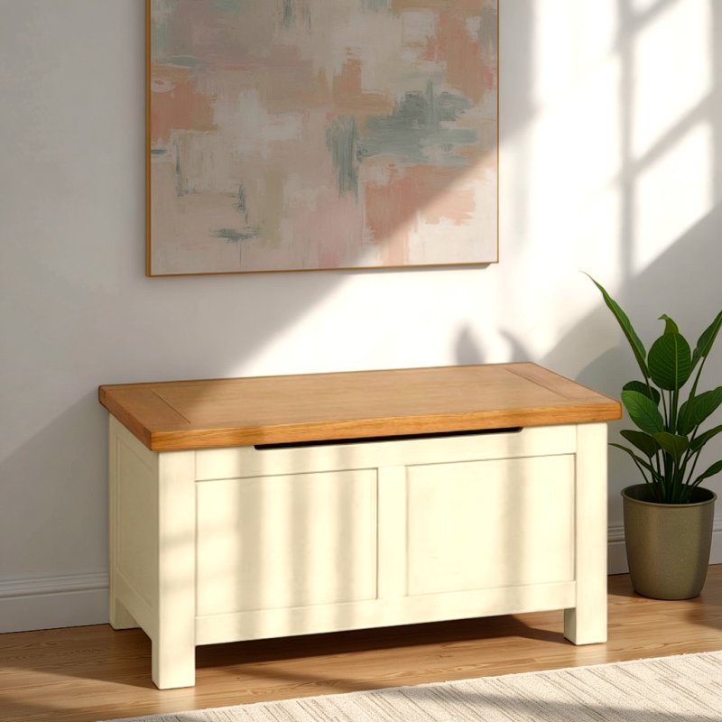 H Collection Arundel Ivory Blanket Box
