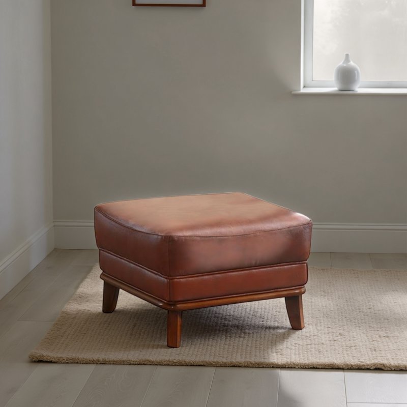 Gradi Carrara Footstool in Leather