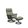 Stressless Stressless Mayfair Chair in Paloma Leather, Signature Base with Footstool